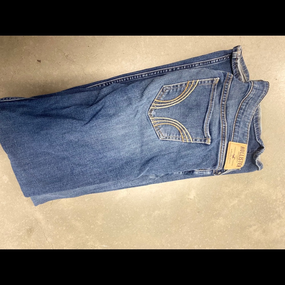 Hollister jeans